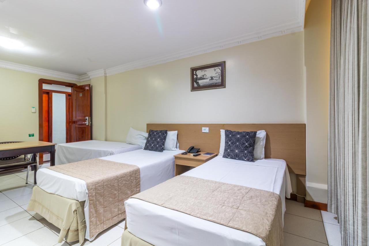 Umuarama Plaza Hotel By Castelo Itaipava กัวยาเนีย ภายนอก รูปภาพ