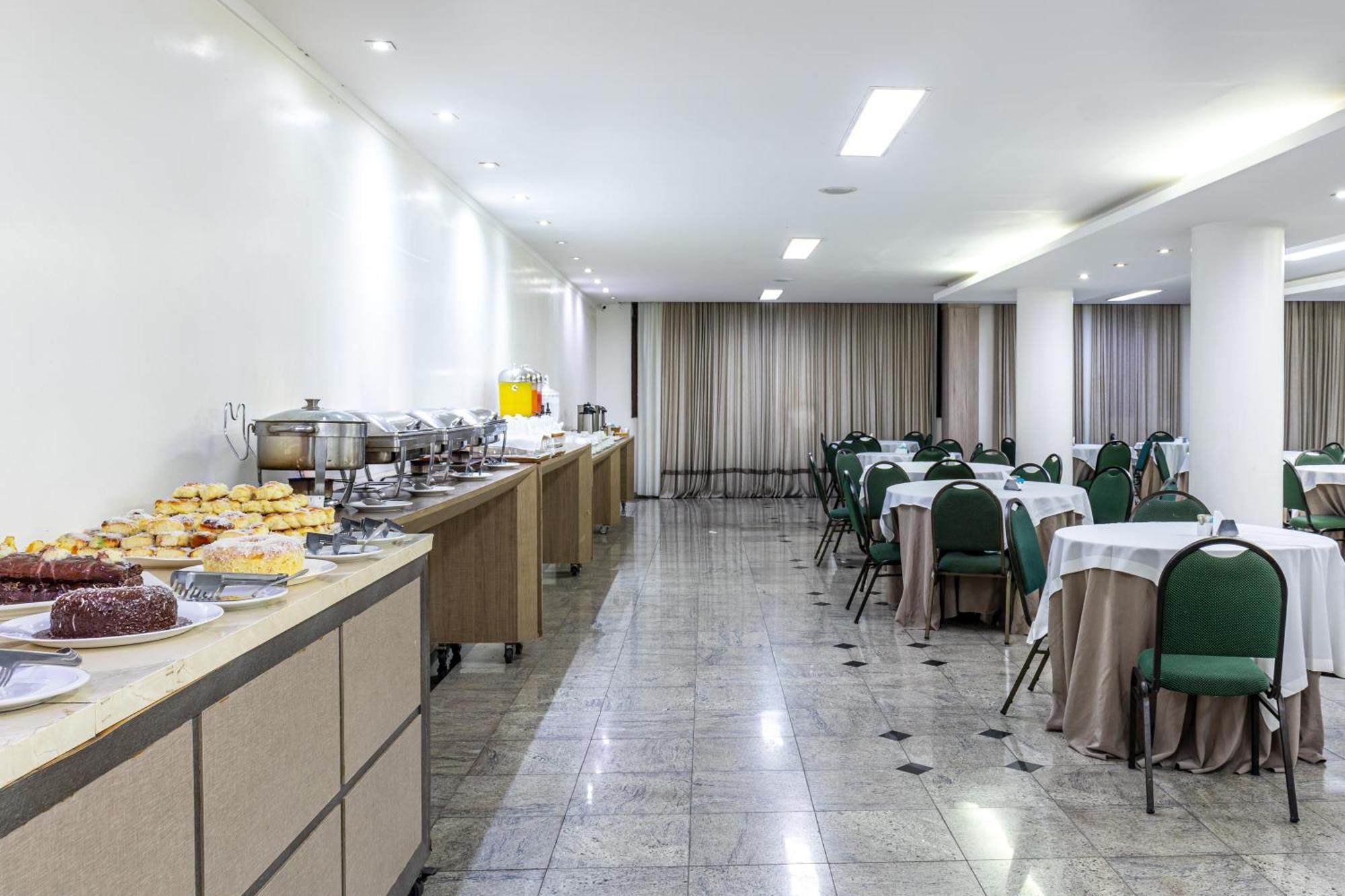 Umuarama Plaza Hotel By Castelo Itaipava กัวยาเนีย ภายนอก รูปภาพ