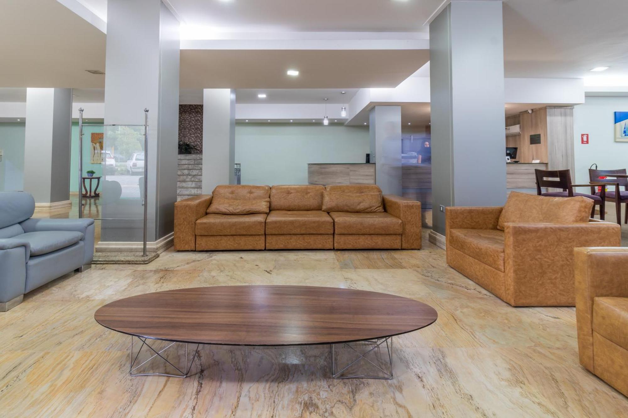Umuarama Plaza Hotel By Castelo Itaipava กัวยาเนีย ภายนอก รูปภาพ