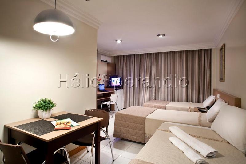 Umuarama Plaza Hotel By Castelo Itaipava กัวยาเนีย ภายนอก รูปภาพ
